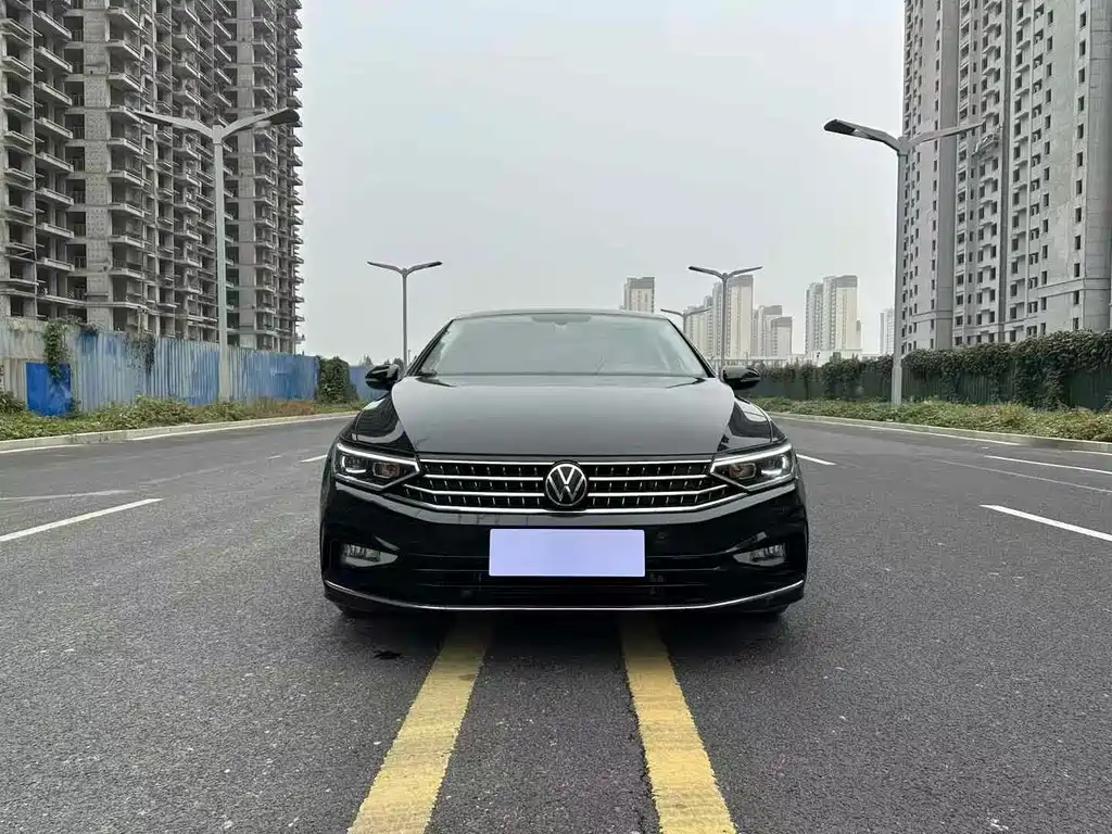 Volkswagen Magotan 2023 200 330TSI DSG Luxury