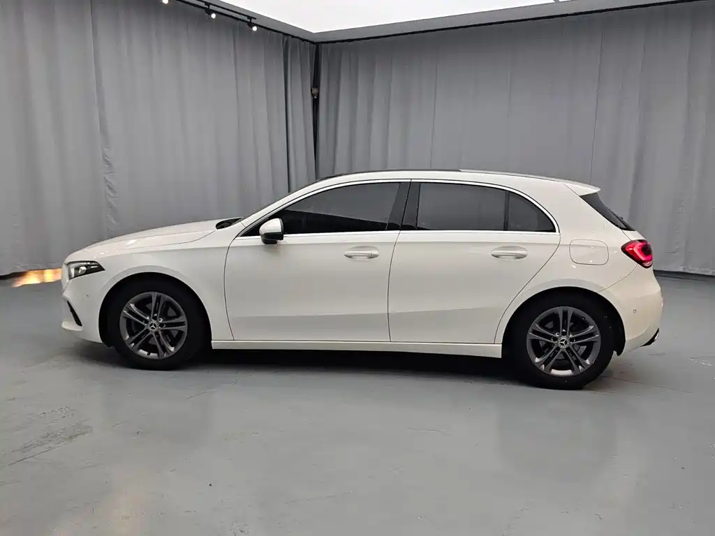 Mercedes-Benz A-Class (Import) — миниатюра 4
