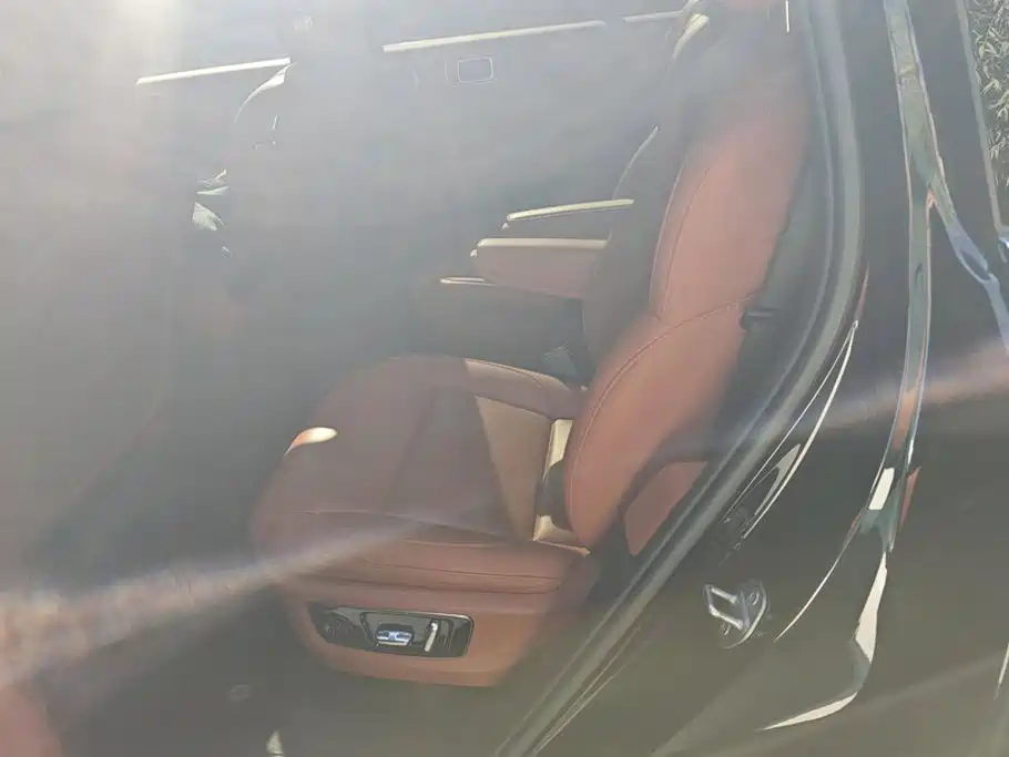 Li Auto Li L8 — миниатюра 11