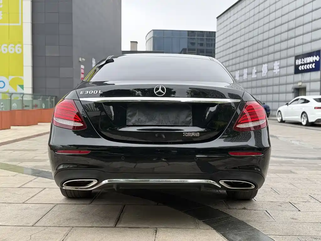 Mercedes-Benz E-Class E 2016 E 200 L Sport