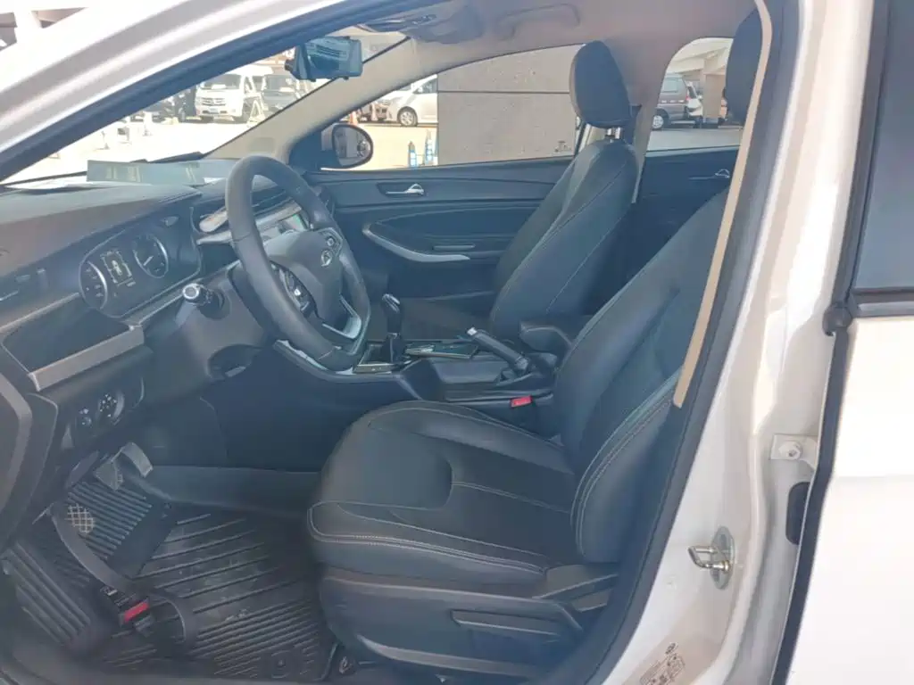 Chery Arrizo 5 — миниатюра 15