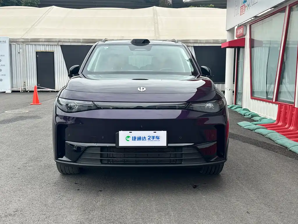 ZERO-RUNNING CAR ZERO RUN C16