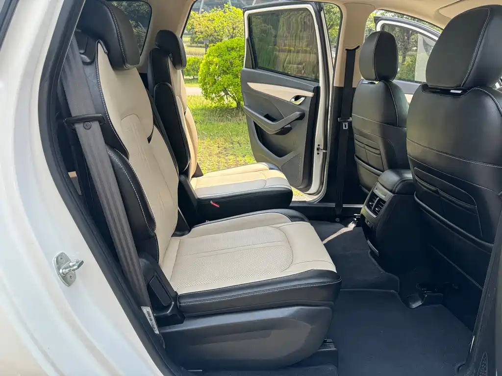 Baojun 360 — миниатюра 12
