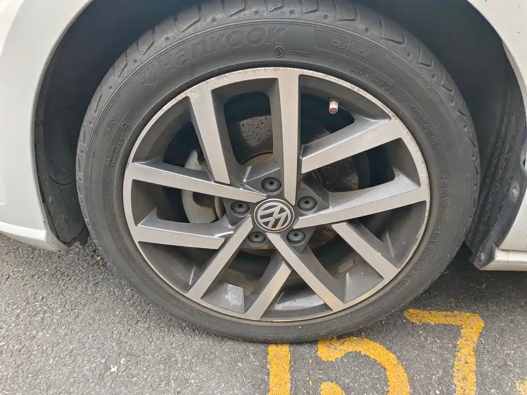 Volkswagen Golf — миниатюра 6