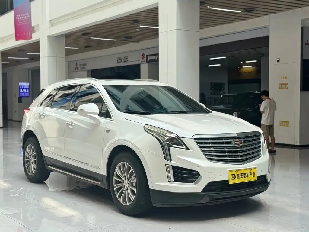 Cadillac XT5 — миниатюра 3