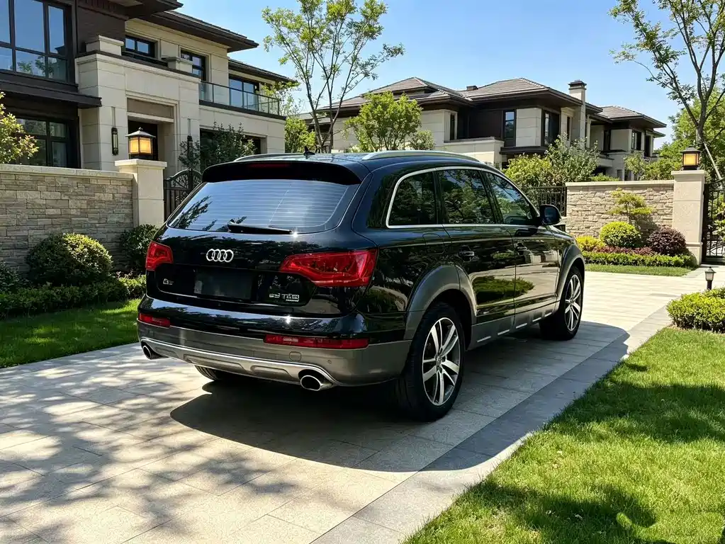 Audi Q7 — миниатюра 7