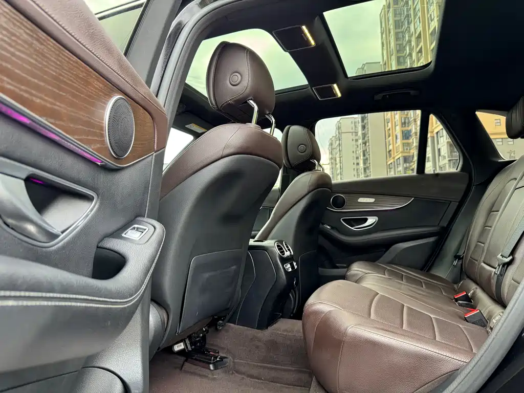 Mercedes-Benz GLC — миниатюра 9