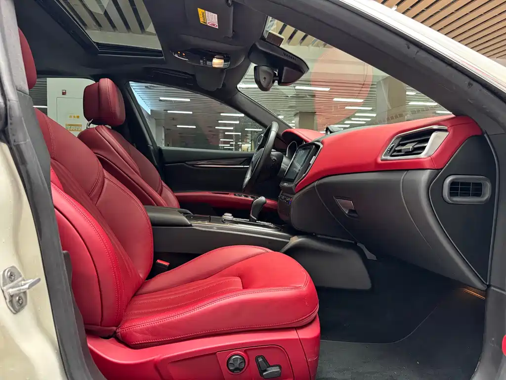 Maserati Ghibli — миниатюра 17