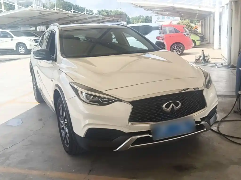 Infiniti QX30 — миниатюра 4