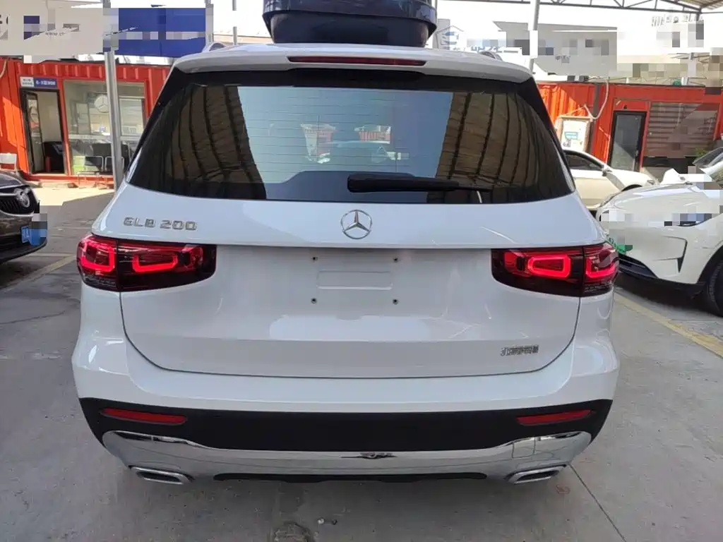 Mercedes-Benz GLB — миниатюра 6