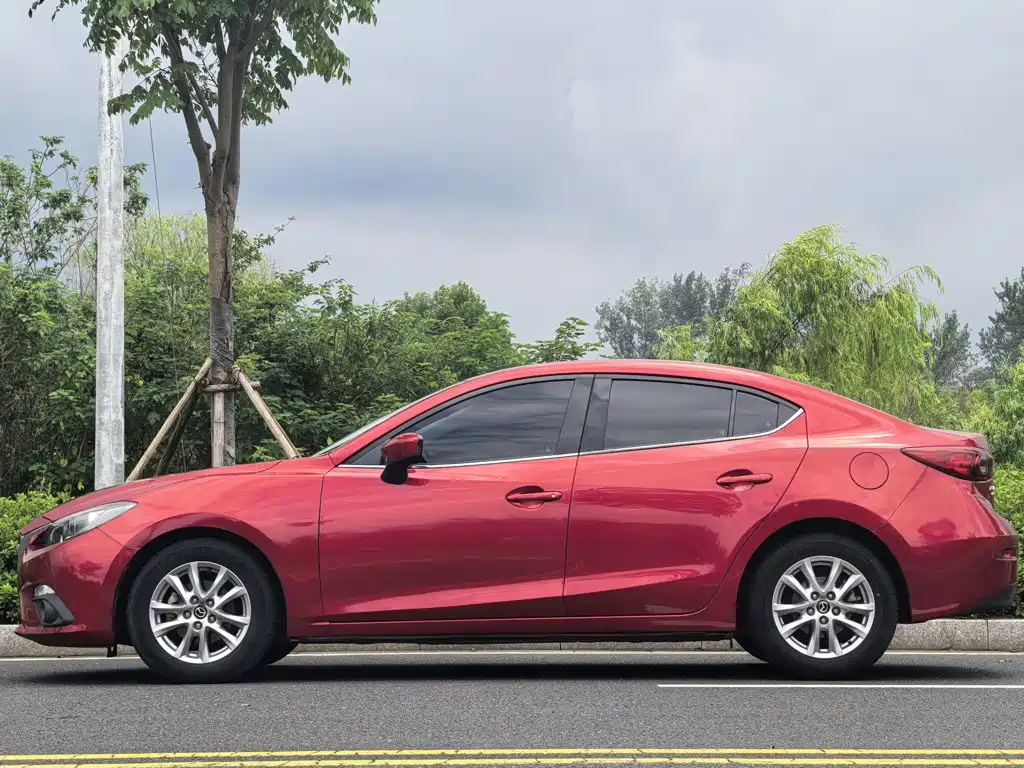 Mazda 3 Axela — миниатюра 10