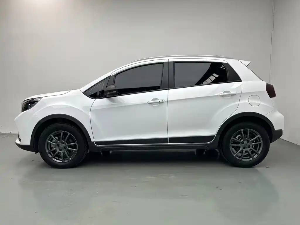 Geely Vision X3 — миниатюра 3