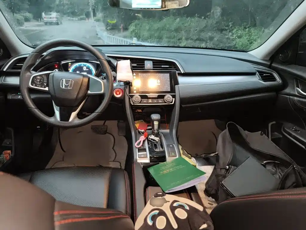 Honda Civic — миниатюра 13