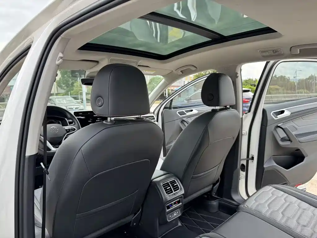 Volkswagen Tiguan X — миниатюра 15