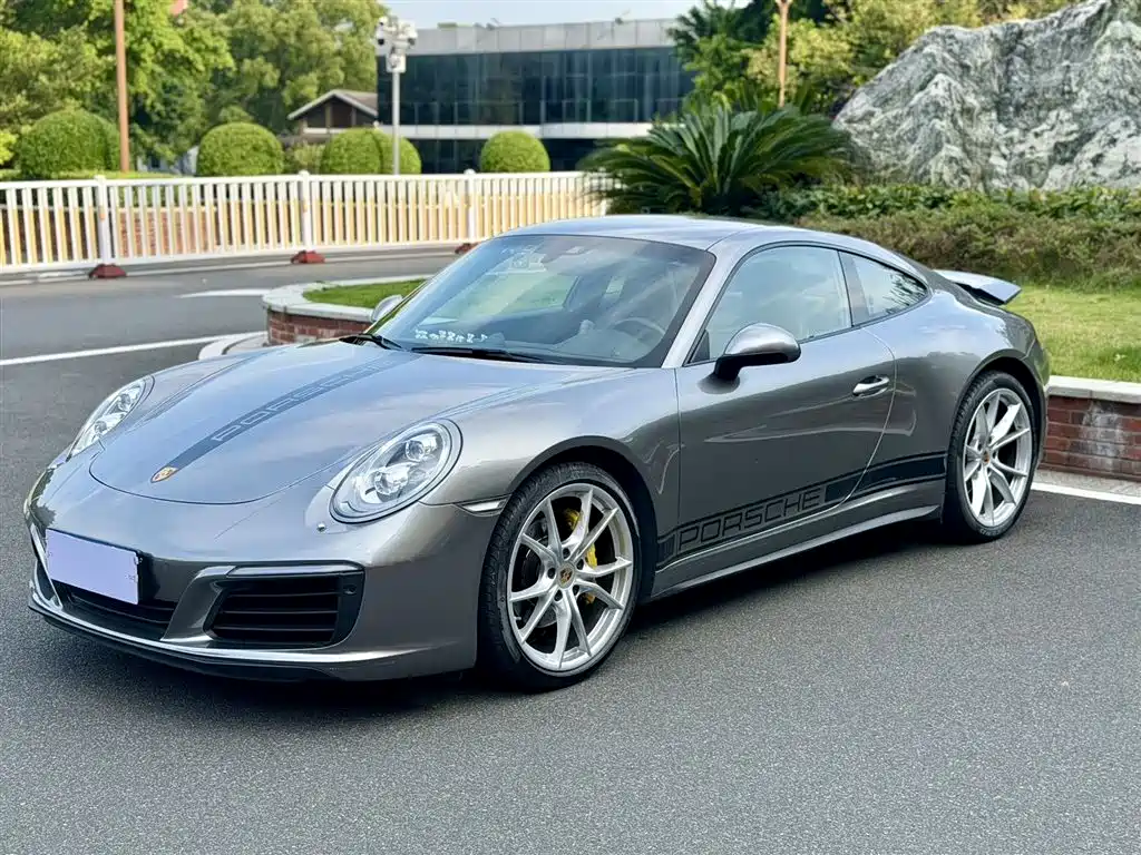 Porsche 911 2018