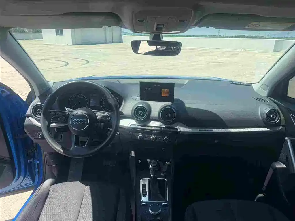 Audi Q2L — миниатюра 5