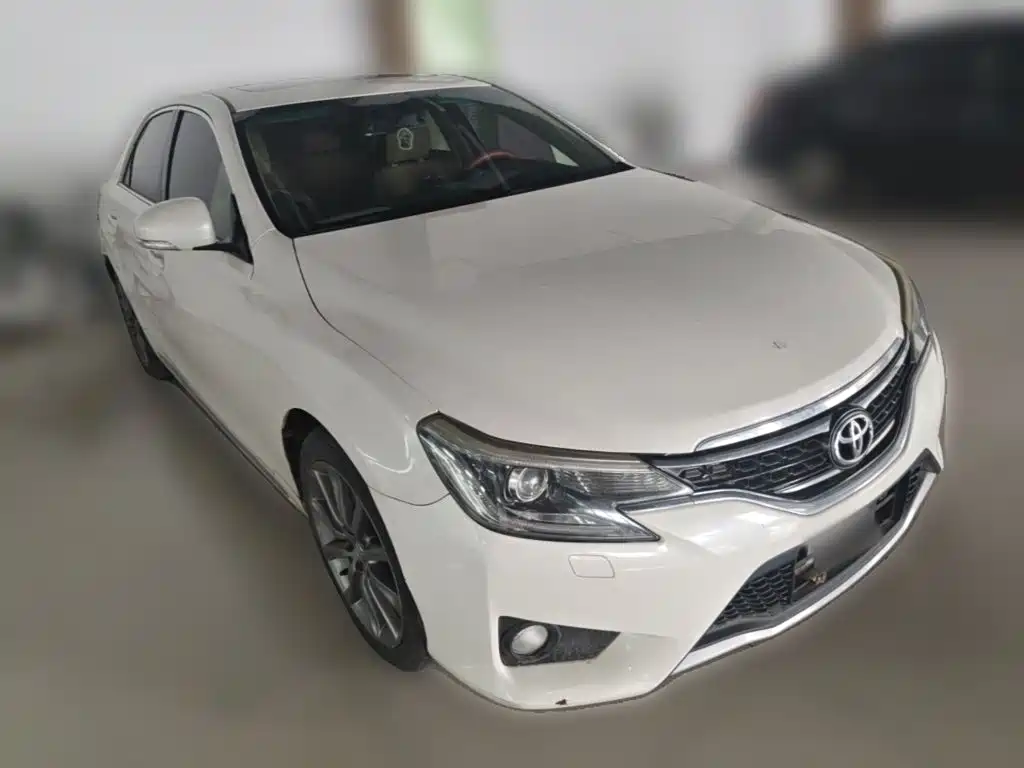 Toyota Reiz 2013 2.5V