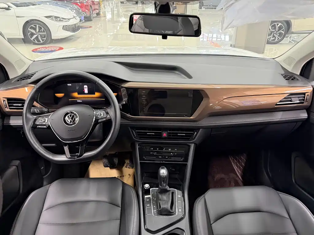 Volkswagen Tharu — миниатюра 7