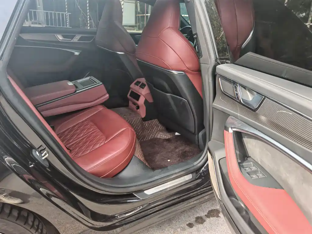Audi A7L — миниатюра 2