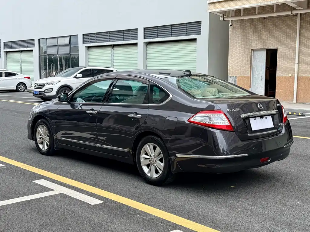 Nissan Teana — миниатюра 16