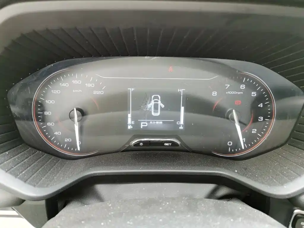 Wuling Jiachen — миниатюра 4