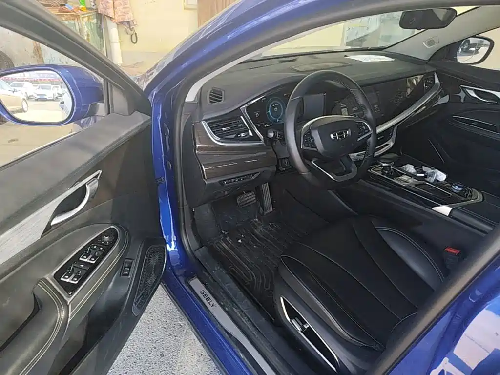 Geely Borui Hybrid — миниатюра 16