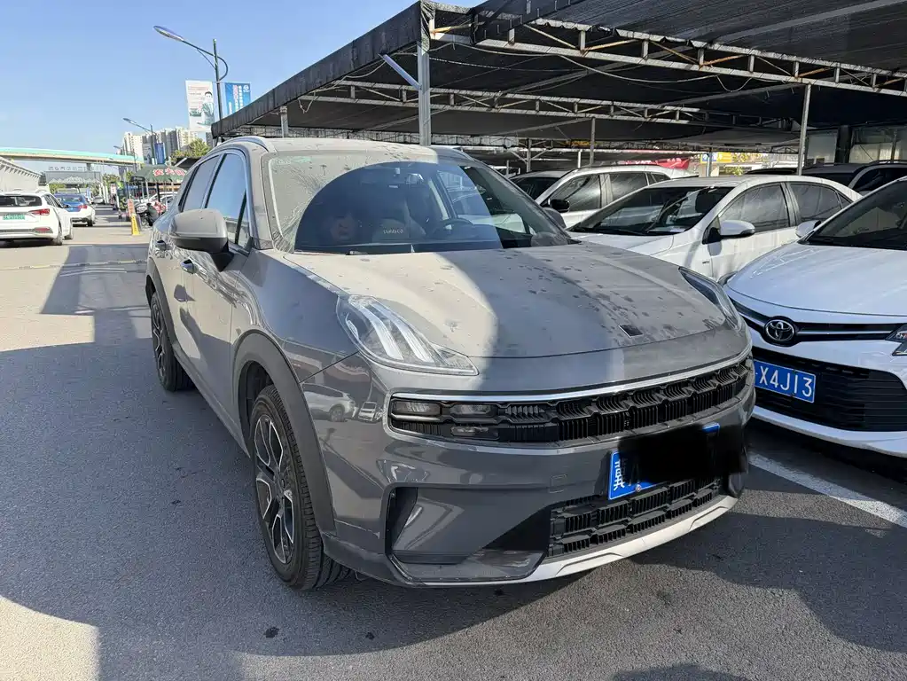 Lynk & Co 06 — миниатюра 3
