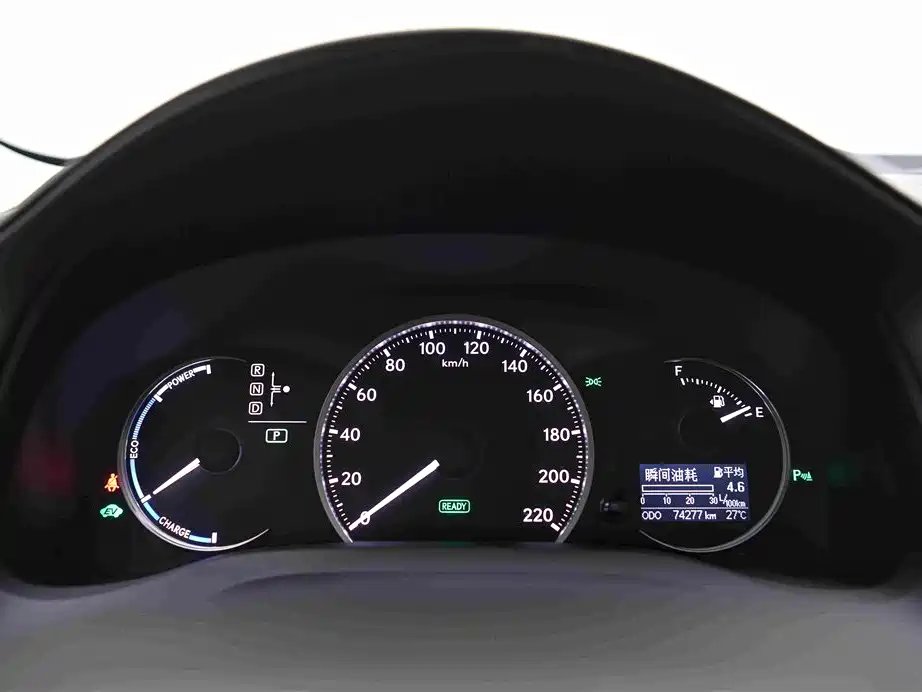 Lexus CT — миниатюра 25