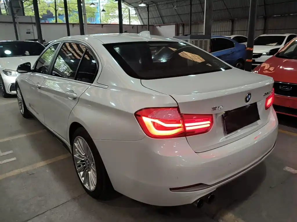 BMW 3 Series — миниатюра 5