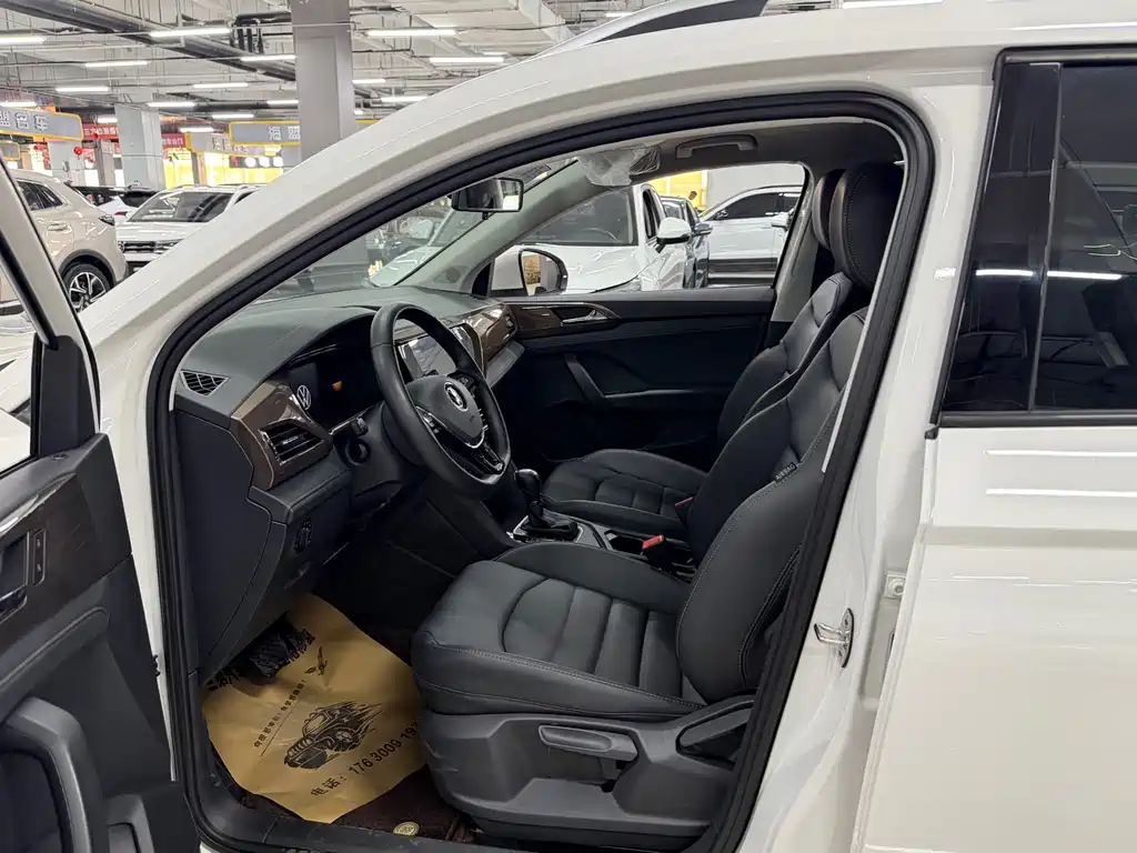 Volkswagen Tharu — миниатюра 10