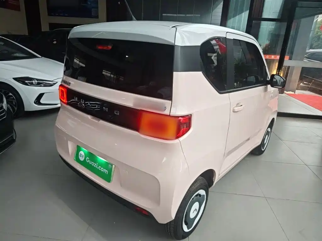 Wuling MINIEV — миниатюра 7