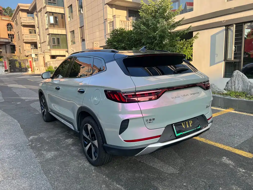BYD PLUS New Energy — миниатюра 8