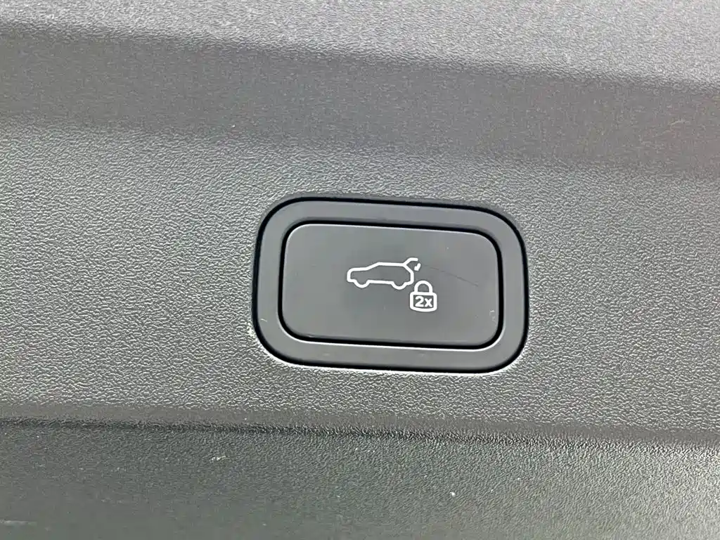 Li Auto Li L6 — миниатюра 12