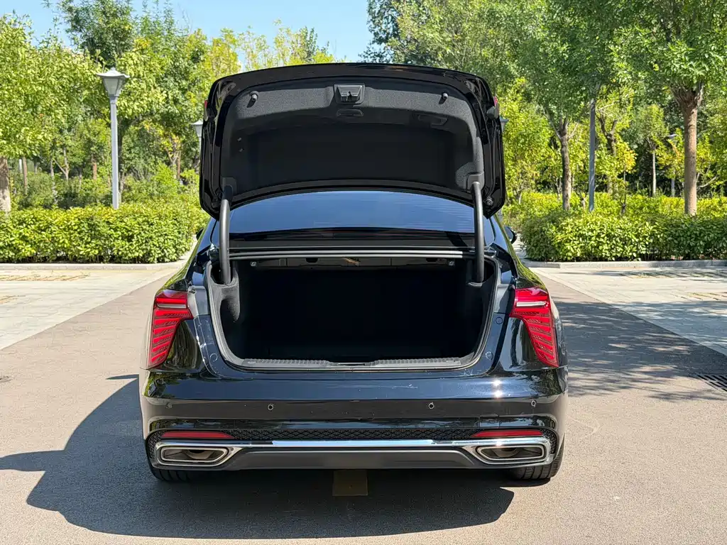 Hongqi Hongqi H5 — миниатюра 23