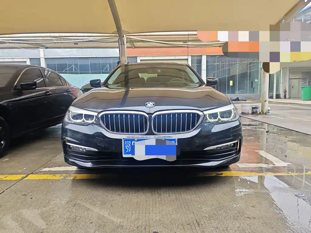 BMW 5 Series — миниатюра 2