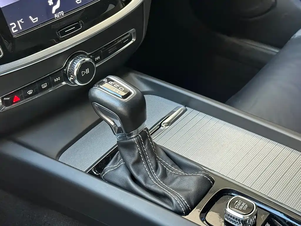Volvo V60 — миниатюра 19