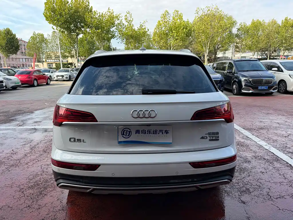 Audi Q5L — миниатюра 5