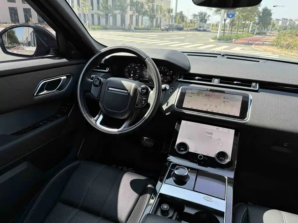 Land Rover Velar — миниатюра 13