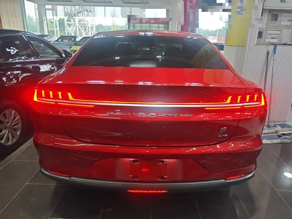 BYD Han — миниатюра 6