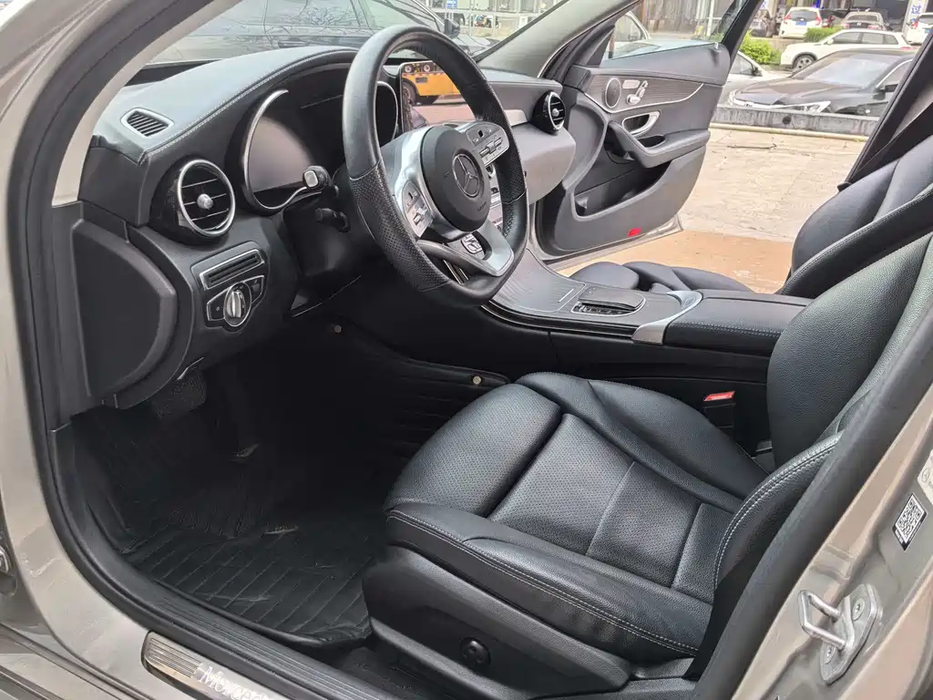 Mercedes-Benz C-Class — миниатюра 8