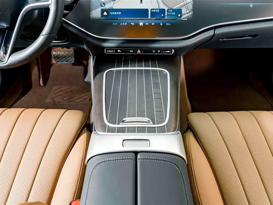 Mercedes-Benz E-Class — миниатюра 14