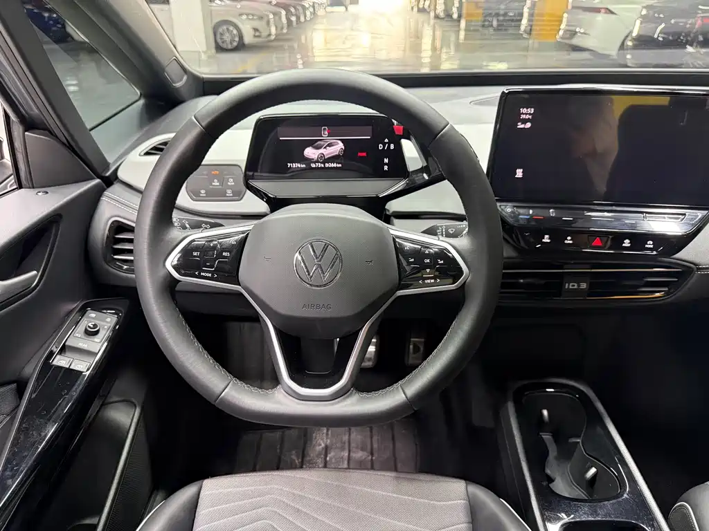 Volkswagen ID.3 — миниатюра 13