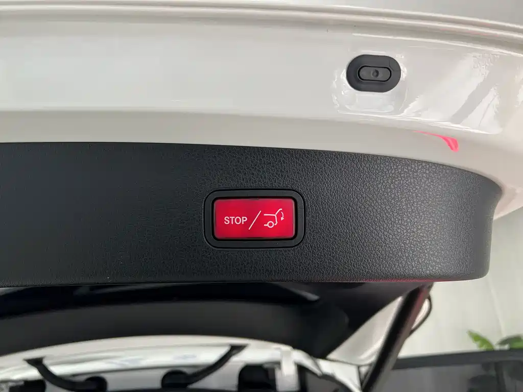 Mercedes-Benz GLC — миниатюра 14