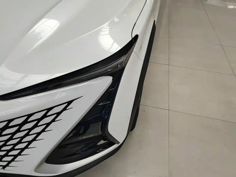 Changan UNI-T — миниатюра 5