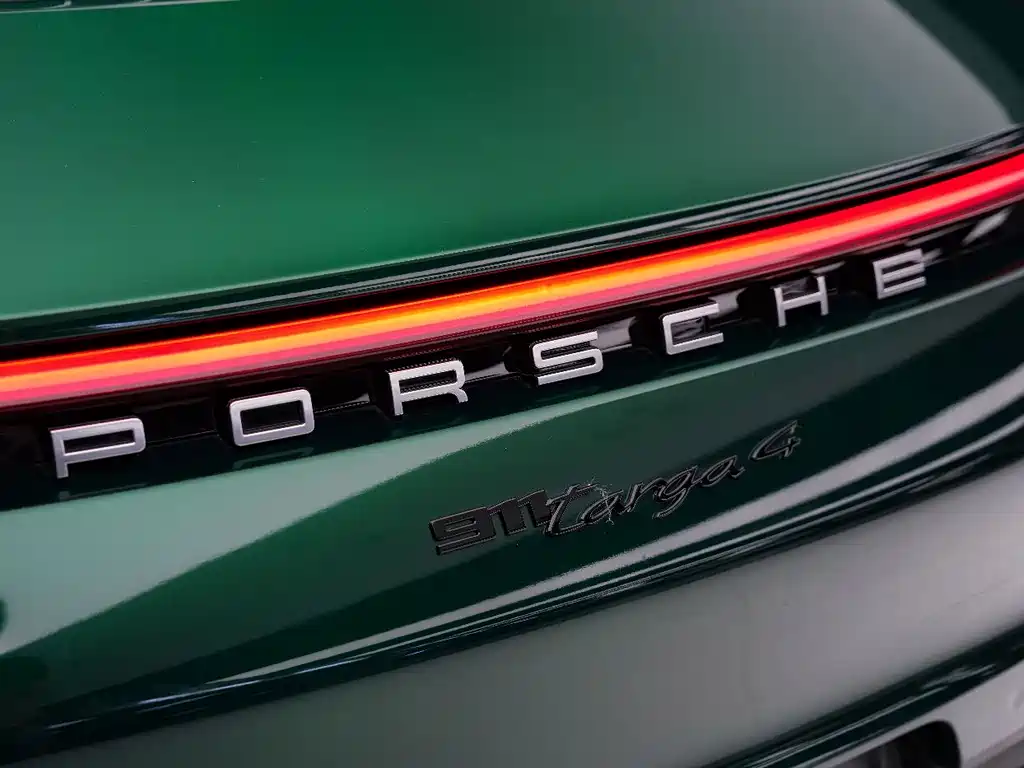 Porsche 911 — миниатюра 10