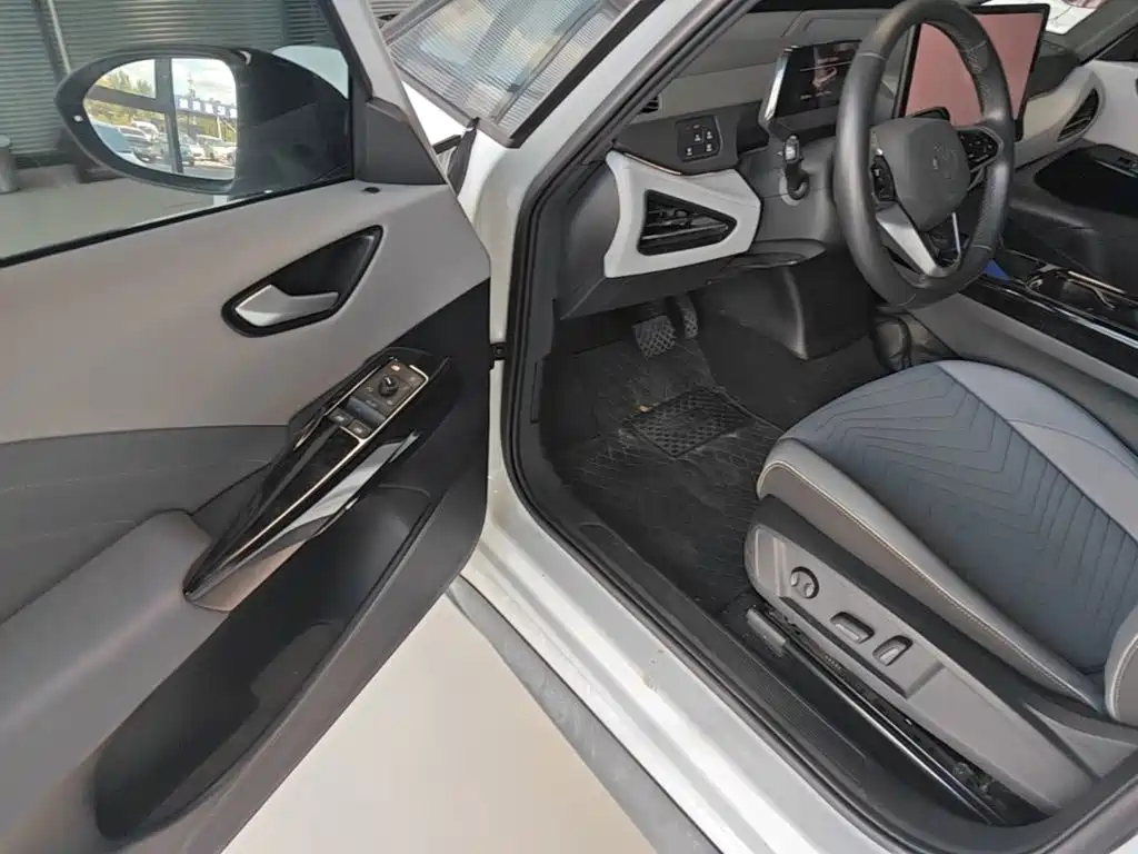 Volkswagen ID.3 — миниатюра 16