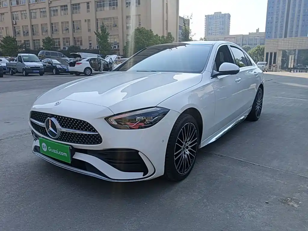 Mercedes-Benz C-Class — миниатюра 2