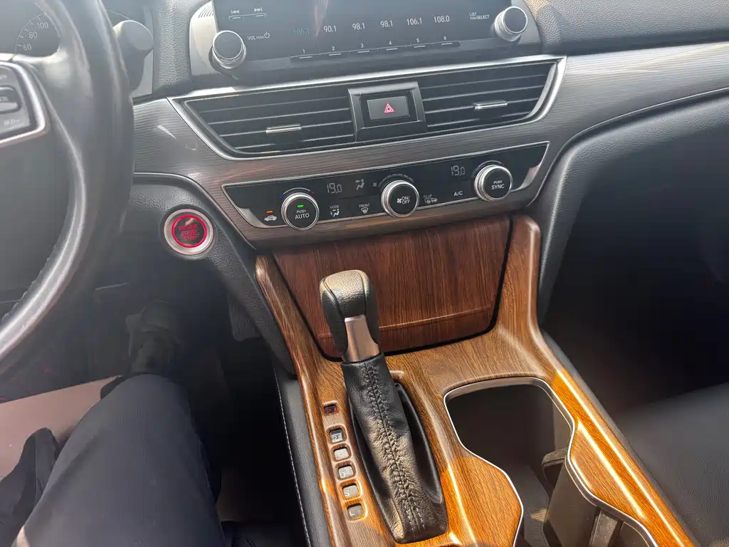 Honda Accord — миниатюра 5