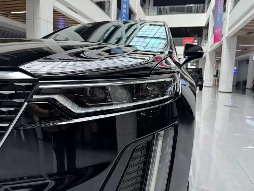 Cadillac XT6 — миниатюра 21
