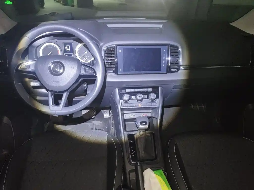 Skoda Karoq — миниатюра 10